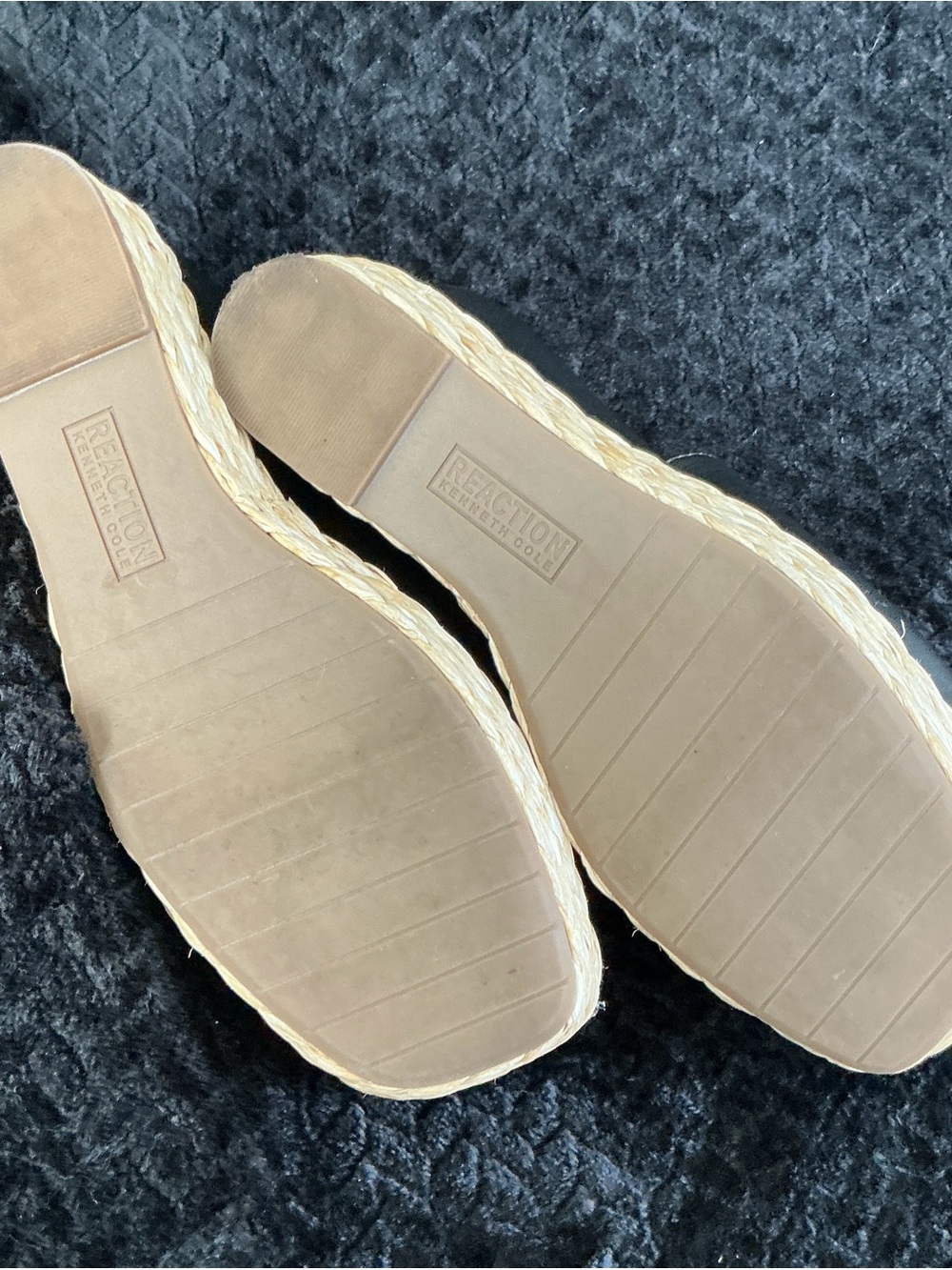 Kenneth Cole Reaction Black Slide Platform Espadrilles - Picture 9 of 9